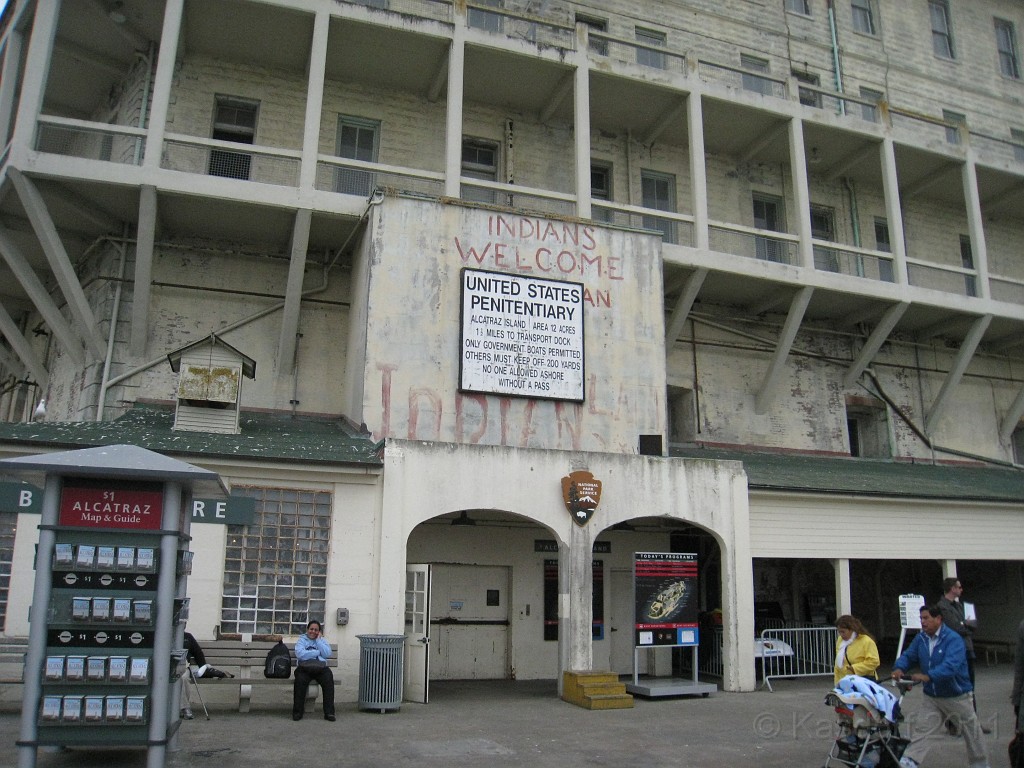 2011 Bay 2 Breakers Saturday 0905.JPG - I was able to participate in the 2011, 100th anniversary of the San Francisco Bay to Breakers 12K race. A great weekend for sight seeing and racing.